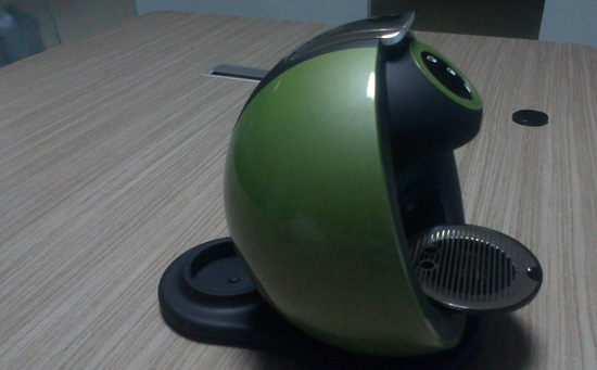 手板廠在裝配后，手的外觀與實(shí)際機(jī)器相似，這就是技術(shù)進(jìn)步帶來創(chuàng)新的原因。